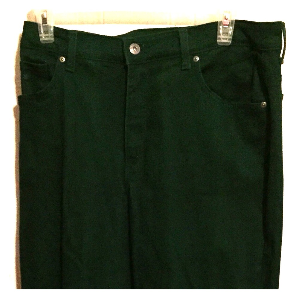 Women’s trousers